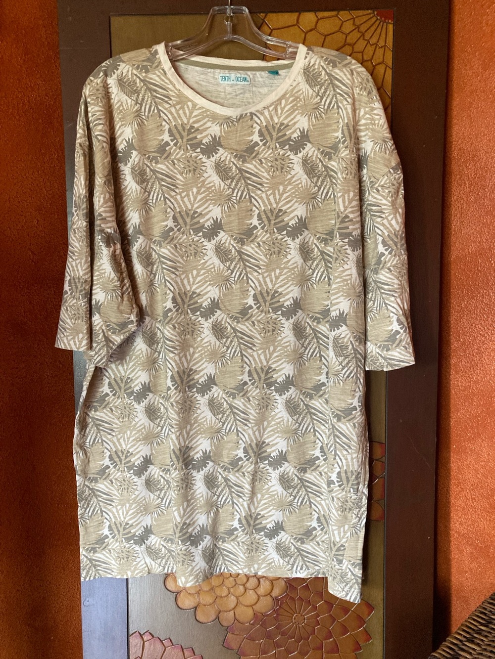 Tenth & Ocean size 2XLT short sleeve leaf print t shirt
